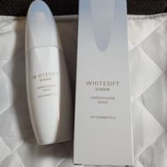 WHITESIFT 美白化粧水 - メルカリ