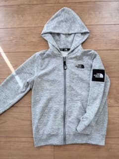THE NORTH FACE ジップパーカー グレー 130 ②のサムネイル