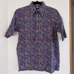 DRESSTERIOR　リバティプリント　花柄半袖シャツのサムネイル