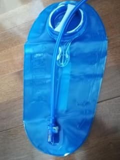 Camelbak 3リットル　新品のサムネイル