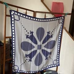 ★特選逸品★シルク　大判スカーフのサムネイル