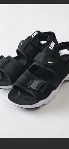 NIKE  キャニオン　メンズ　サンダルのサムネイル