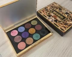 【みうちゃん】パットマグラス Mega EyeShadowPalette みうちゃん様専用】パットマグラス Mega EyeShadowPalette - メルカリ