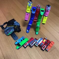 早い者勝ち！トッキュウジャーおもちゃセット！のサムネイル