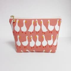 アヒルのおさんぽ／ポーチ ハンドメイド アヒル あひる 鳥のサムネイル