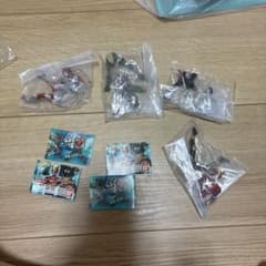 仮面ライダークウガ登場編　ミニフィギュア　4種のサムネイル