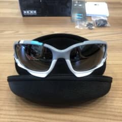 oakley racingjacket サングラス30周年記念モデルのサムネイル
