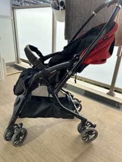 Combi ベビーカー 赤　※説明書付のサムネイル