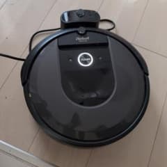 iRobot Roomba i7本体 ロボット掃除機（ジャンク）のサムネイル