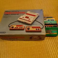 ファミコン 本体 初代のサムネイル