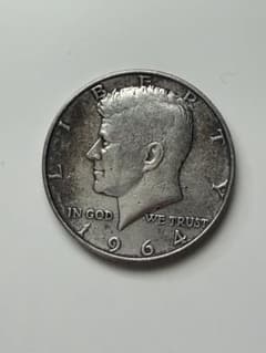 1964年】ケネディハーフダラー銀貨1枚 ミントマークDあり - メルカリ