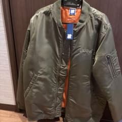 UNDEFEATED MA-1ジャケット Mサイズ オリーブのサムネイル