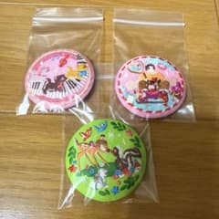 ディズニー　刺繍缶バッジ　3個セットのサムネイル