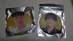 iKON ドンヒョク 缶バッジセットのサムネイル
