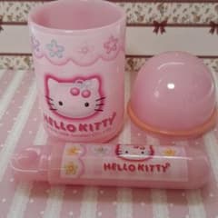 ハローキティ小物入れ　1998 激レア　陶器　当時物　平成レトロ　プランター美品 平成レトロ ハローキティ 歯磨きコップ 当時もの 1998年製 レア - メルカリ