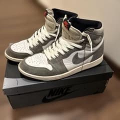 NIKE Air Jordan 1 スモークグレー/ハイカットのサムネイル