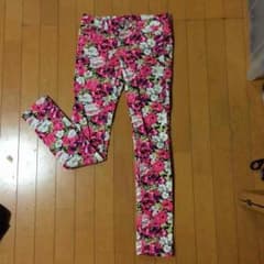花柄スキニーパンツ☆のサムネイル