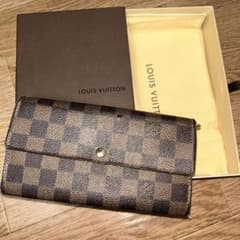 ヴィトン長財布のサムネイル