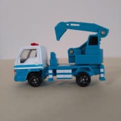 トミカトイズドリーム いすゞ エルフ 警視庁バックホー仕様のサムネイル