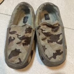 ナ*オ様 UGG スリッポン28.0 迷彩　アスコット ハラコ ムートンのサムネイル
