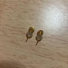 オパールピアス  ツツミのサムネイル