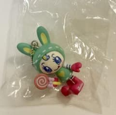 メゾピアノ カプセルトイ フィギュアキーホルダー ベリエちゃん greenのサムネイル