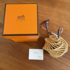 エルメス petit H チャーム HERMES 未使用のサムネイル