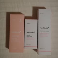 medicube 3本セット　パック付きのサムネイル