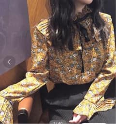 ANDJ ネックフリルスタンドカラーレトロ花柄ブラウスのサムネイル
