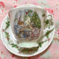 ロイヤルドルトン カップ&ソーサー クリスマスのサムネイル