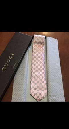 GUCCI ネクタイのサムネイル
