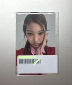 TUIDE ソヨン トレカ universal music store