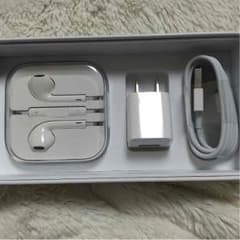 i phone 充電器 イヤホンのサムネイル