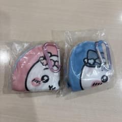 ちいかわ　映画　ダイカットポーチのサムネイル