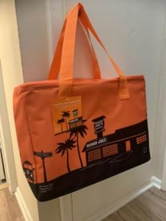 週末割引！トレーダージョーズ　保冷バックのサムネイル