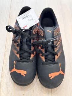 PUMA サッカートレーニングシューズ 22.5cmのサムネイル