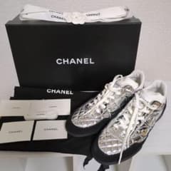 CHANELココネージュキルティングスニーカー新品未使用品輝くキルティングが魅力のサムネイル