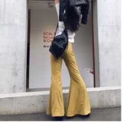 美脚パンツ　美品のサムネイル