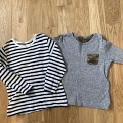 ユニクロ長袖Tシャツ100のサムネイル