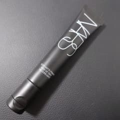新品NARS ソフトマットプライマー 30mlのサムネイル