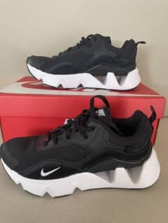 NIKE RYZ 365 2【即日発送】【新品未使用】のサムネイル