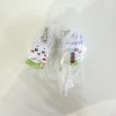 t*.様 ちいかわ たべものいっぱいマスコット2点のサムネイル