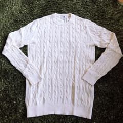 【美品】ユニクロ ケーブルニットのサムネイル