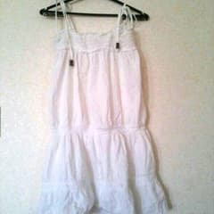純白チュニック？のサムネイル