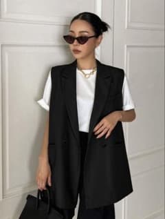 Dazy ブラック ベスト ジレ　シーイン　SHEIN非売品のサムネイル