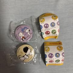 め*こ様 スヌーピー 缶バッジ 2個セット くら寿司 PEANUTSのサムネイル