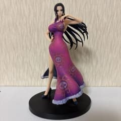ワンピース ボア・ハンコック フィギュアのサムネイル