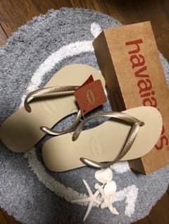 ビーチサンダルのサムネイル
