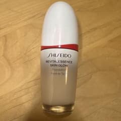 SHISEIDO SKINGLOWファンデーション 220 Linenのサムネイル