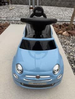 FIAT500 mini 足けり乗用おもちゃのサムネイル